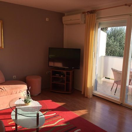 Barbat na Rabu Apartments Nautica מראה חיצוני תמונה