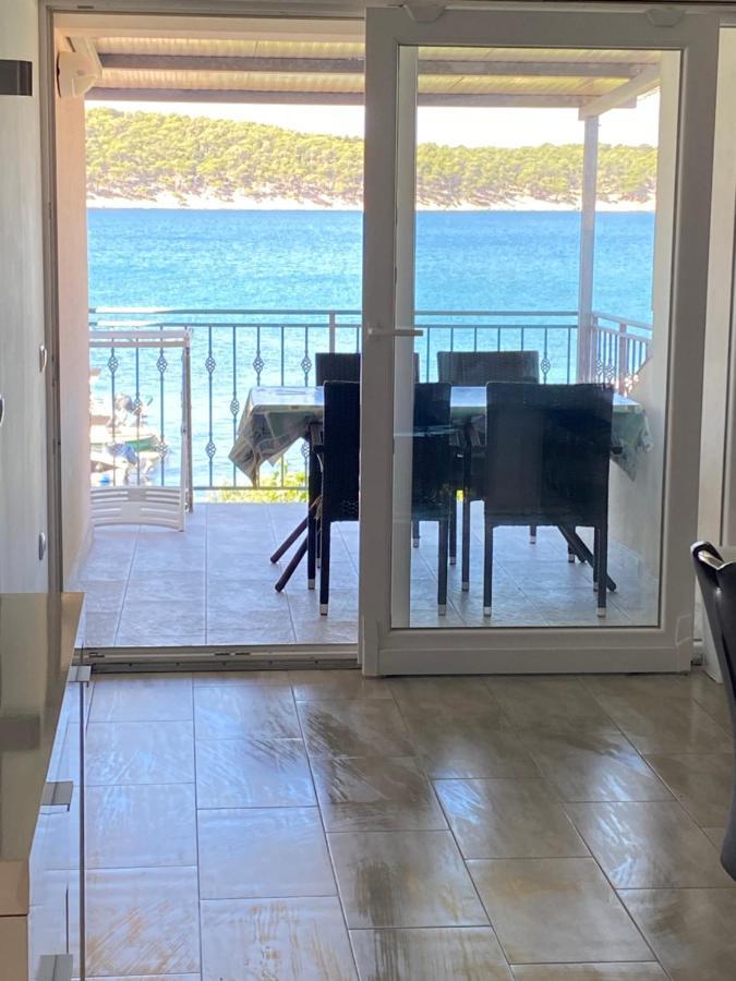 Barbat na Rabu Apartments Nautica מראה חיצוני תמונה