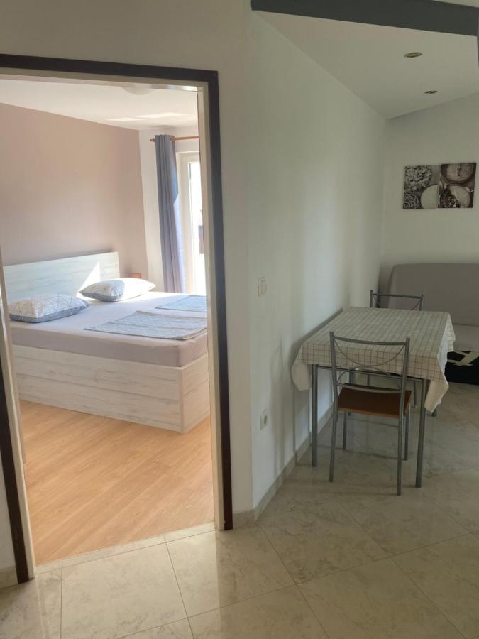 Barbat na Rabu Apartments Nautica מראה חיצוני תמונה