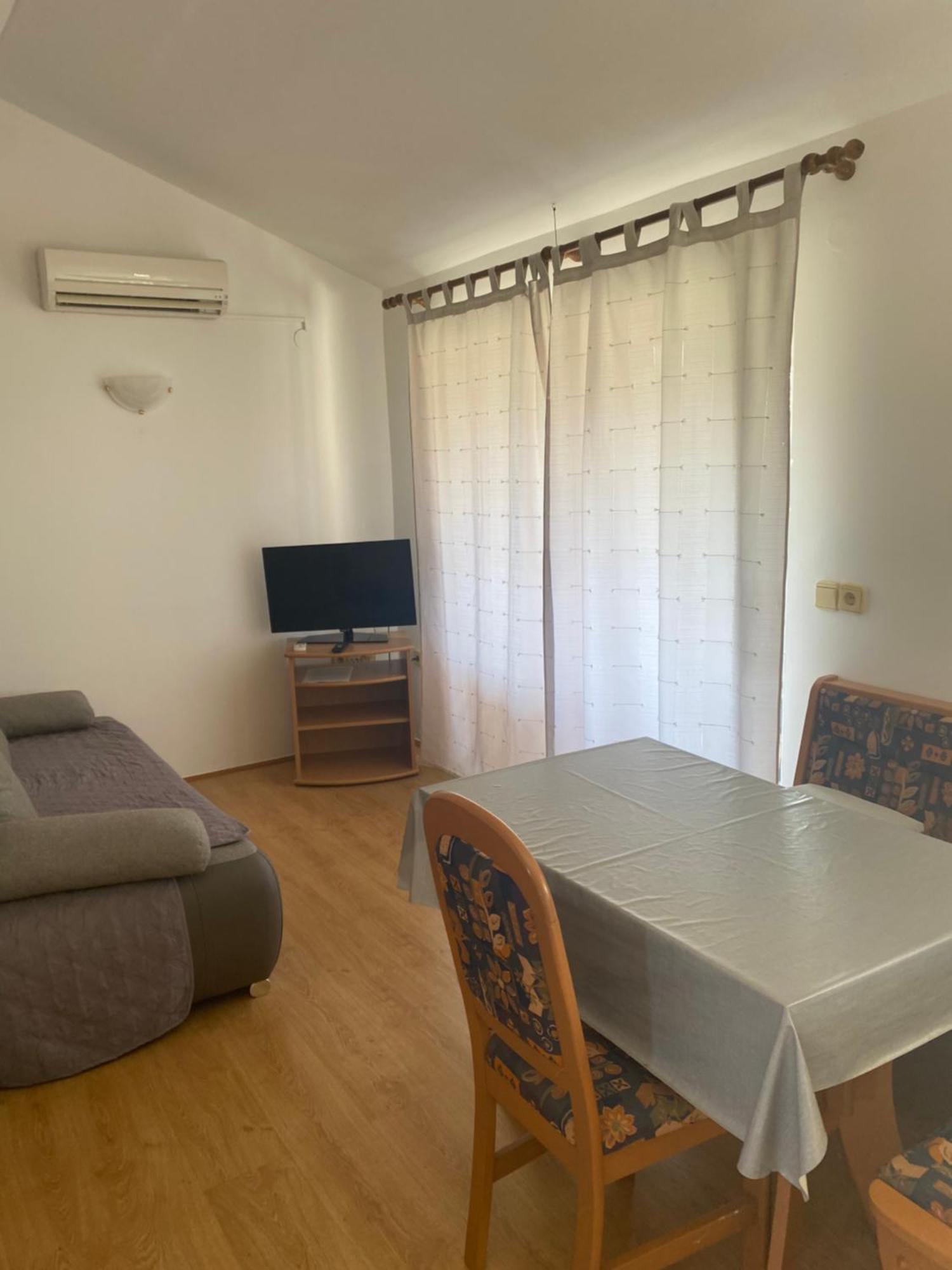 Barbat na Rabu Apartments Nautica מראה חיצוני תמונה