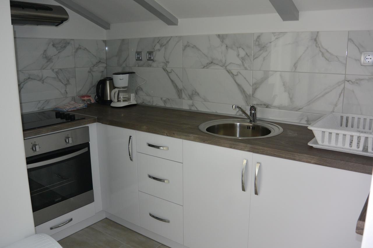 Barbat na Rabu Apartments Nautica מראה חיצוני תמונה