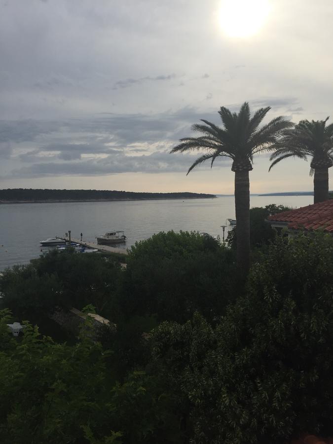 Barbat na Rabu Apartments Nautica מראה חיצוני תמונה