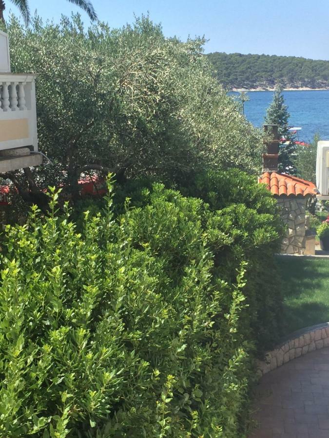 Barbat na Rabu Apartments Nautica מראה חיצוני תמונה